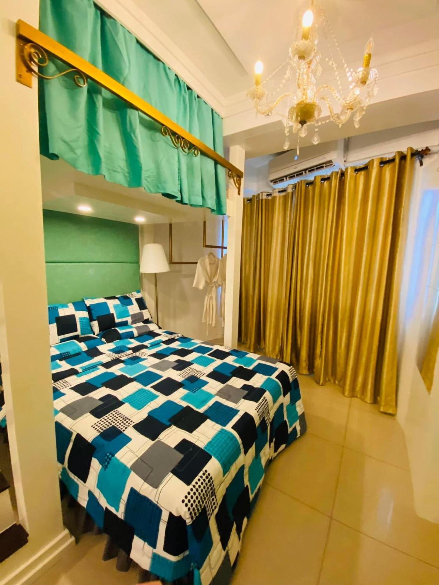 Tiffany Room At Shell Residences Manila Bagian luar foto
