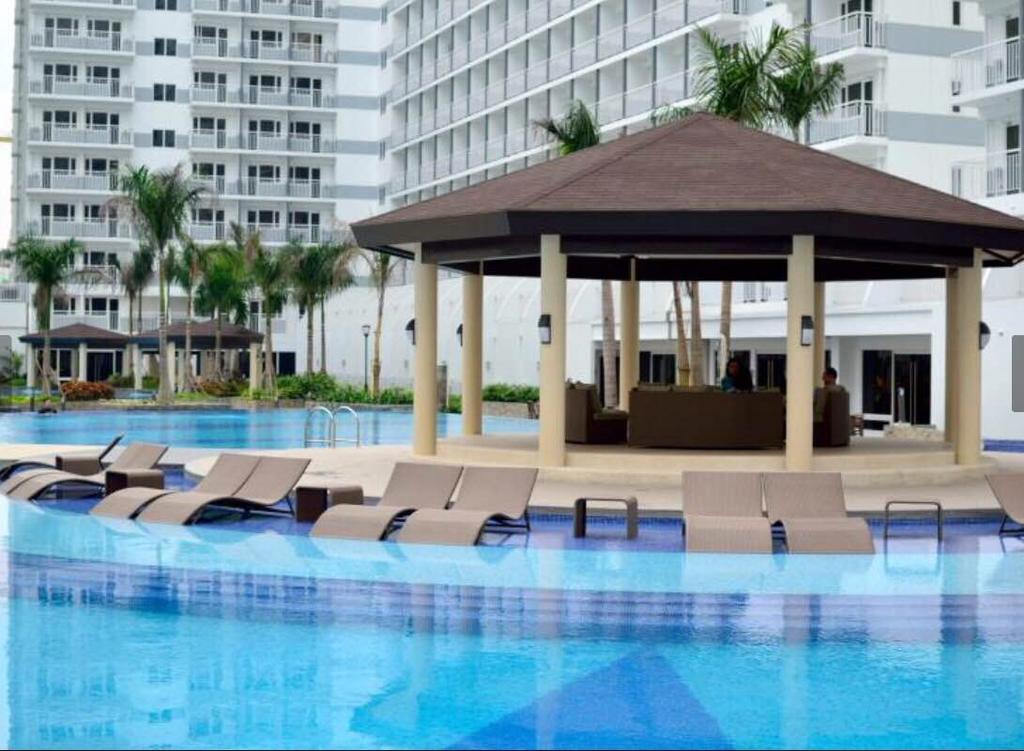 Tiffany Room At Shell Residences Manila Bagian luar foto